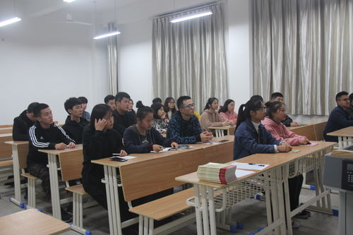 心理健康教育與咨詢中心舉行2017級心理委員培訓開班儀式，共筑校園心理安全防線